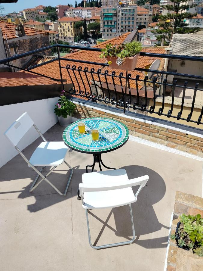 Attico Romantico Con Terrazza Sanremo - Palm Street, 104 - Free Wifi Buitenkant foto